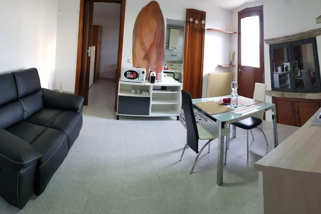 Appartamento Al Camino Торрі-ді-Куартезоло Екстер'єр фото